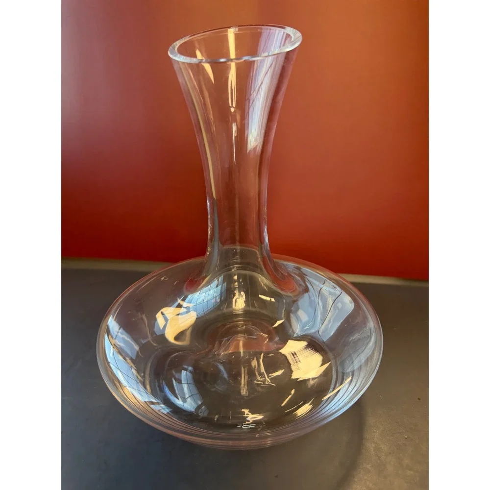 Modern Wide Base Glass Wine Decanter with Slanted Spout Clear Aerator